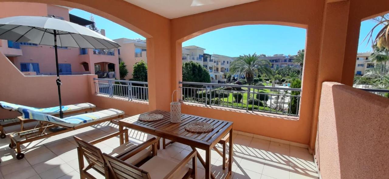 Paphos Limnaria Gardens - Superb Modern 1 Bed Apartment With Pool Views מראה חיצוני תמונה